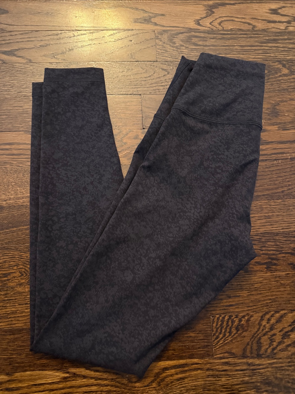 lululemon Black subtly patterned Leggings